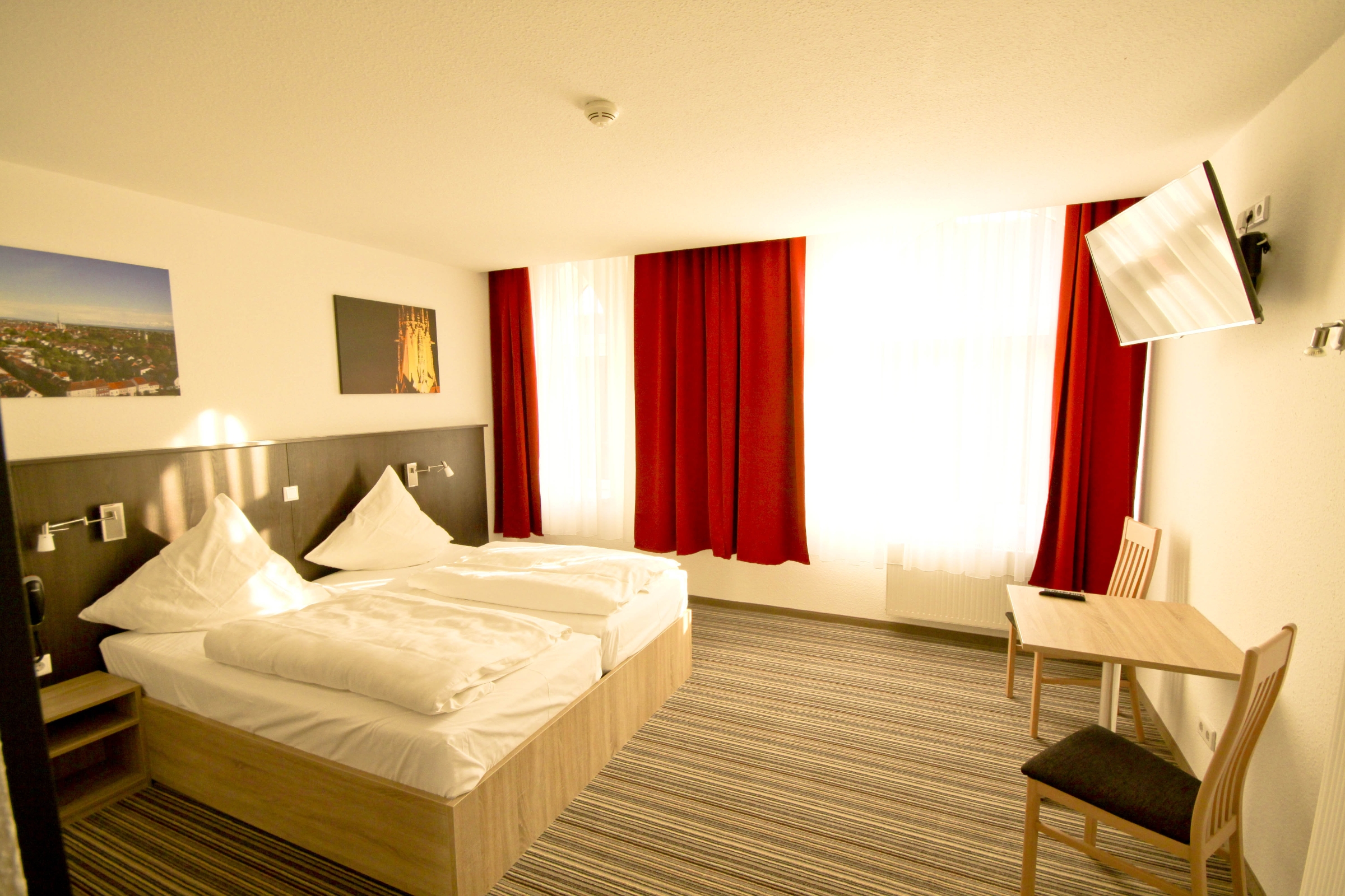 Bei_der_Marienkirche_Pension-MuehlhausenThueringen-Doppelzimmer_Komfort-4-465299